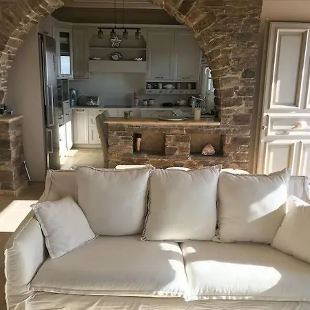 Cycladic House With Panoramic View Holiday home Ktikados